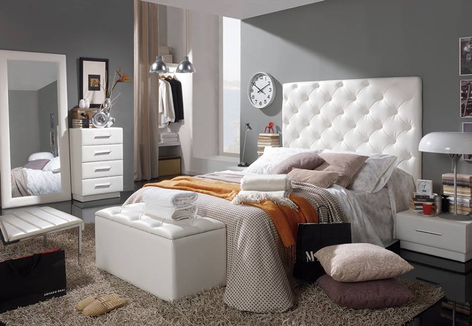 Centro Mueble La Línea de la Concepción Calle Gabriel Miró, 97